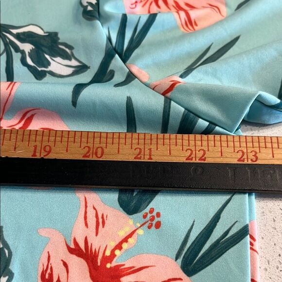 Bad Birdie Aqua Floral Stretch Polo Shirt Size XL - Picture 6 of 7